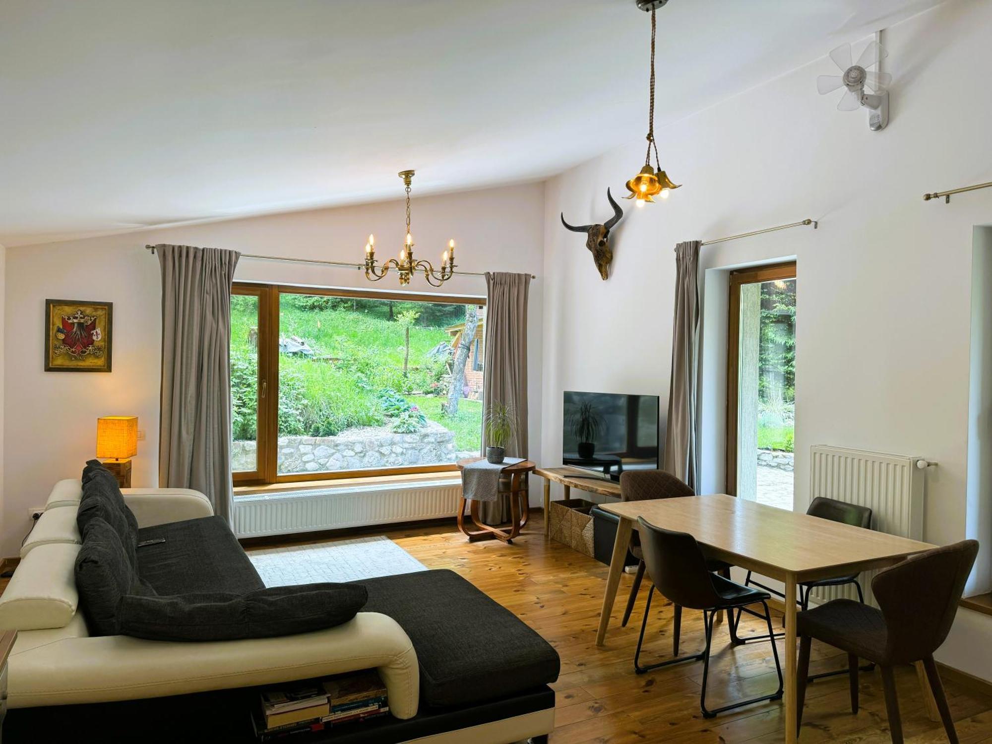 Soho Lodge Rasnov Exterior photo